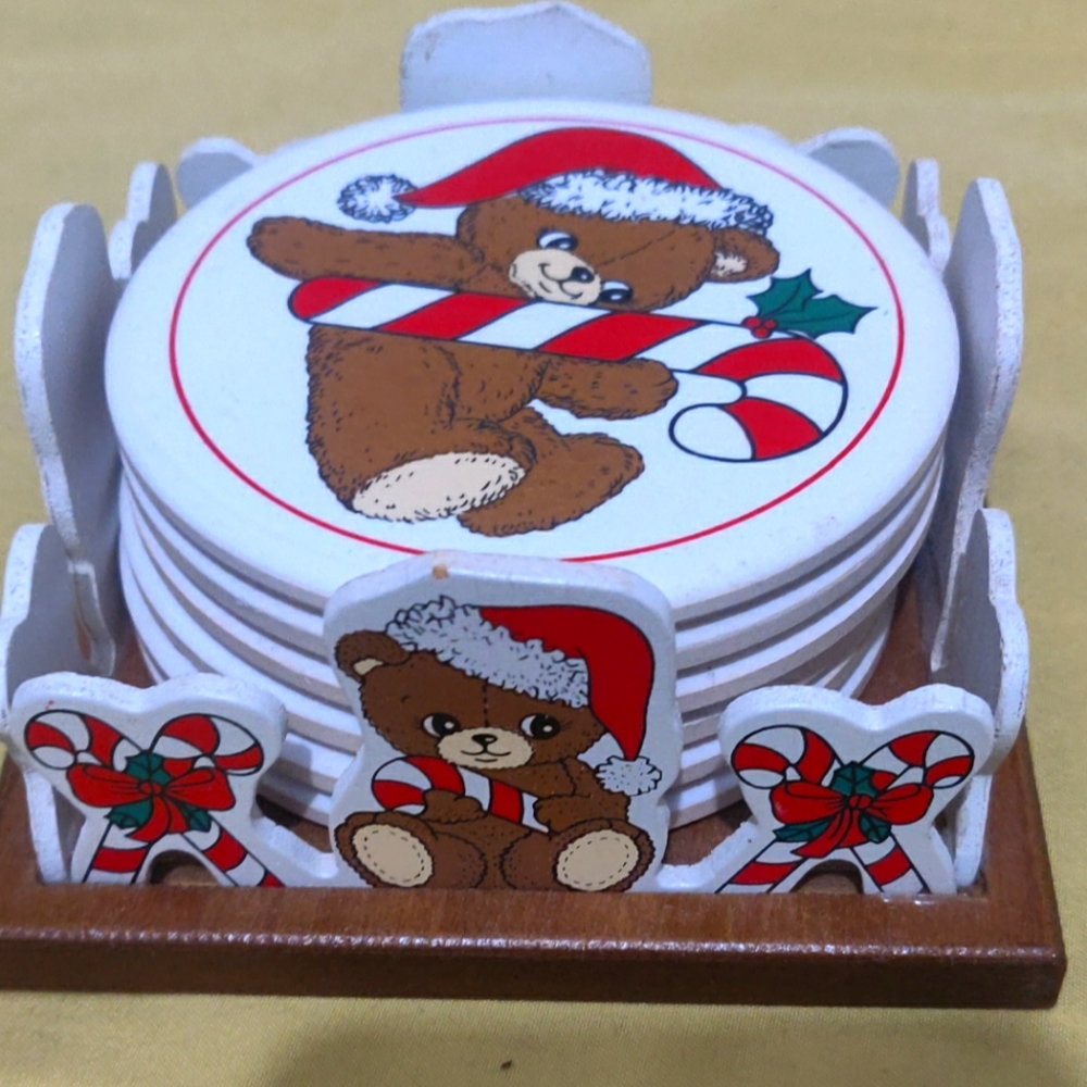 VINTAGE 1988 HOUSE of LLOYD TEDDY BEAR CHRISTMAS COASTER SET